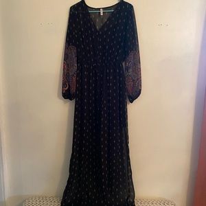 Xhilaration Maxi Long Sleeved Patterned Dress sz L